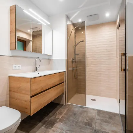 Sonnberg By We Rent شقة