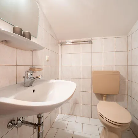Sonnberg By We Rent *
